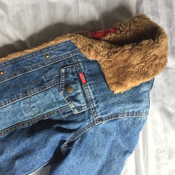 Vintage Jean Jacket - Picture 7 of 7